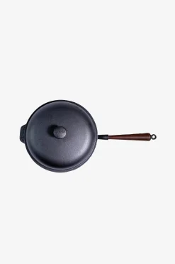 Haudutuspannu ja kansi valurautaa, halkaisija 28 cm