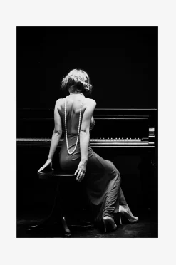 Juliste Piano Lady