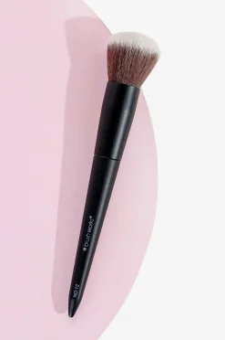 No. 12 Blush Brush