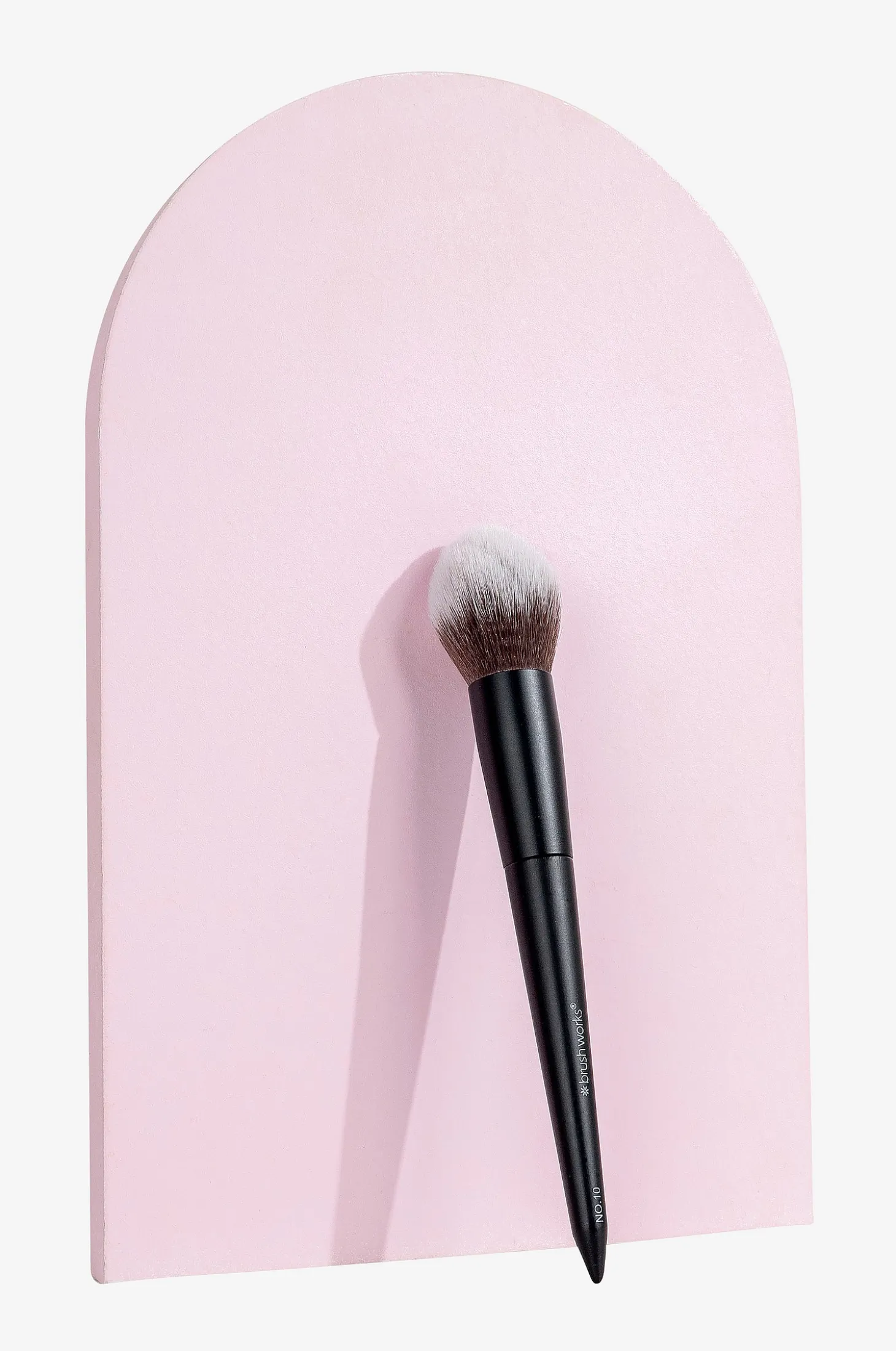 No. 10 Bronzer Brush