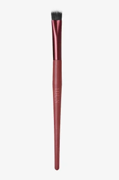 Pro Triangle Concealer Brush
