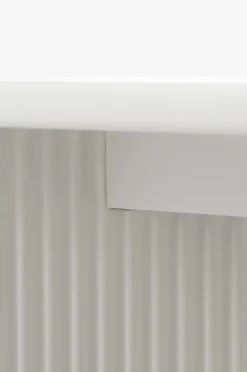 Pöytä Ludvika