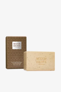 Re-Charge Black Pepper Bodyscrub Bar