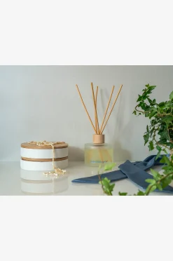 Reed Diffuser, tuoksutikut