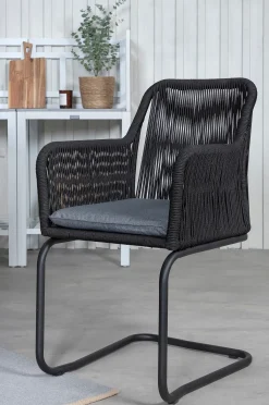 Ruokailuryhmä Alf ja ruokapöydän tuolit Levis, 6 kpl