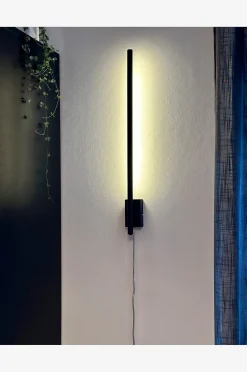 Seinävalaisin LED Stecco