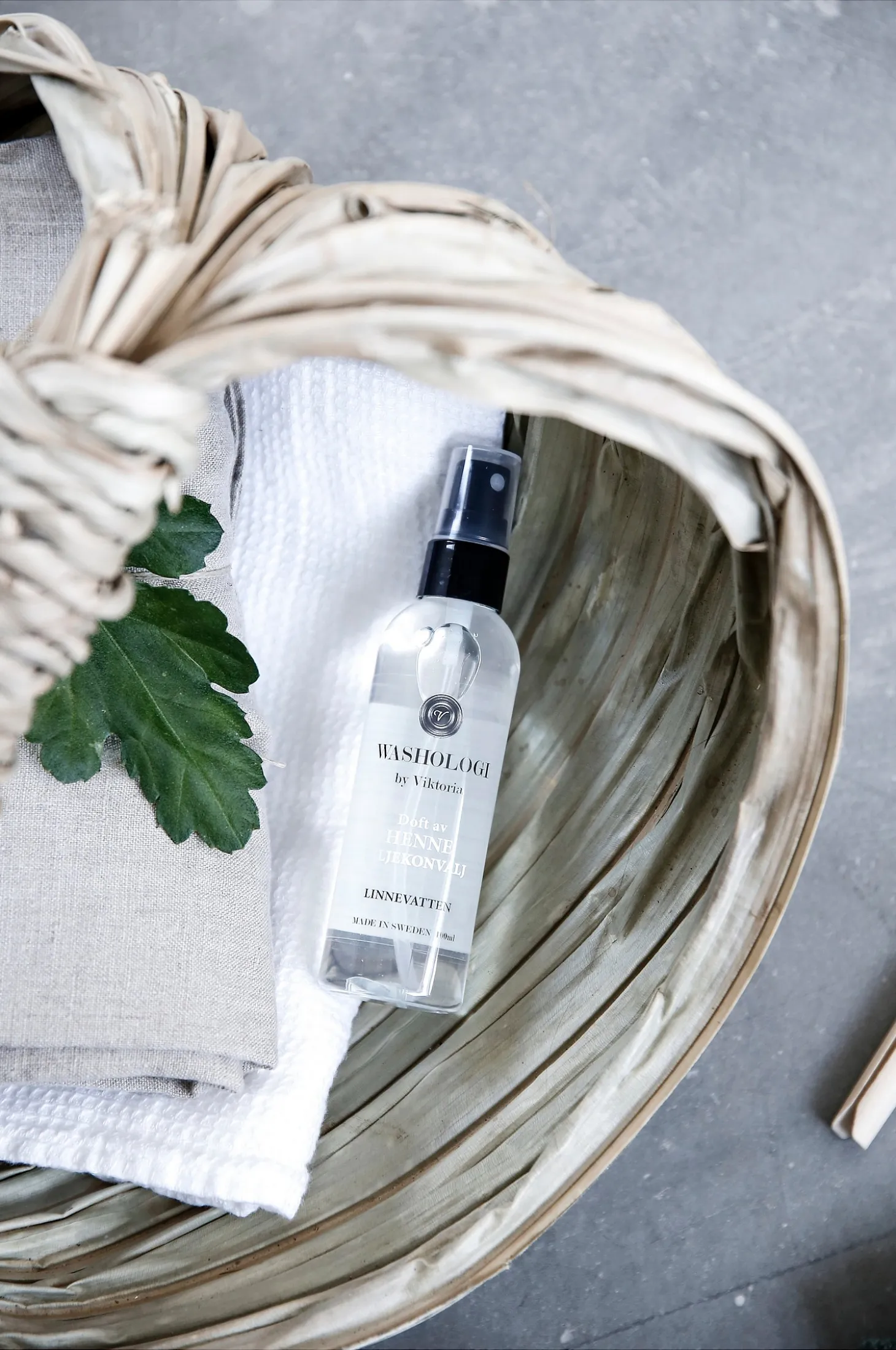 Tuoksuvesi Henne 100 ml