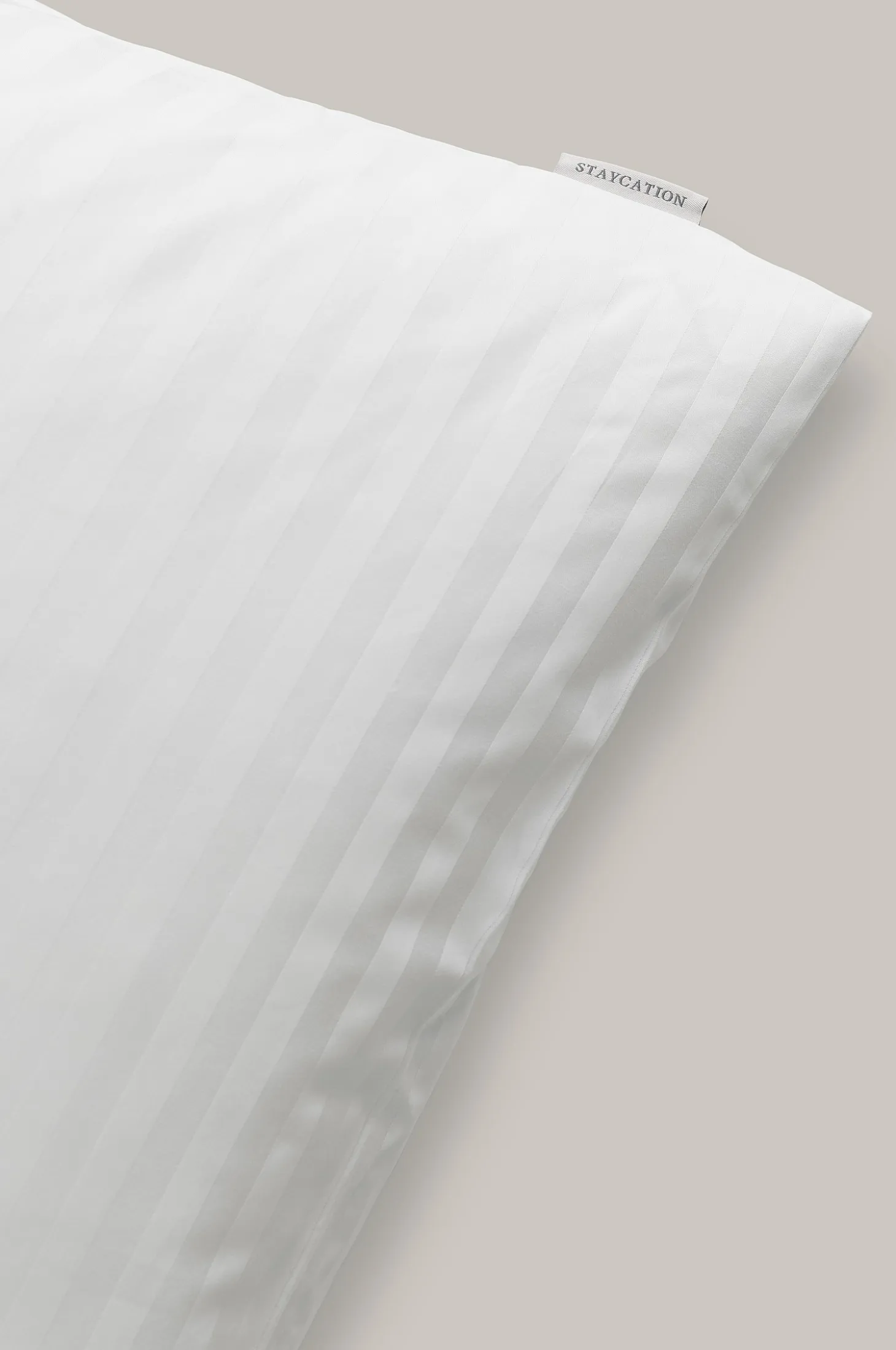 Tyynynpäällinen Magical satiini