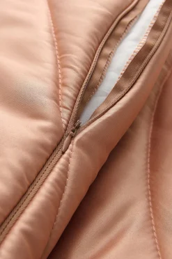 Tyynynpäällinen Maja