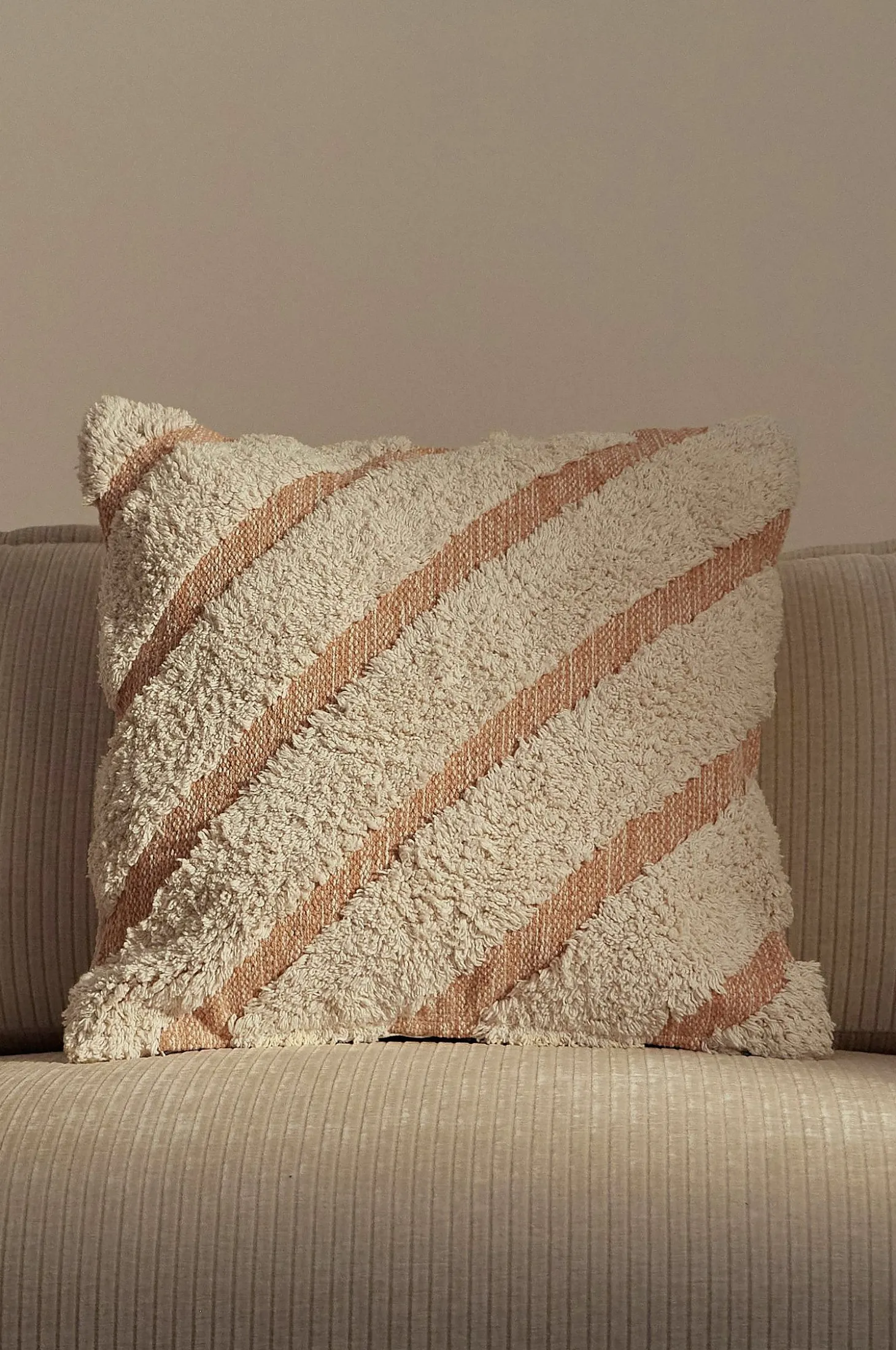 Tyynynpäällinen Mavis Cushioncover
