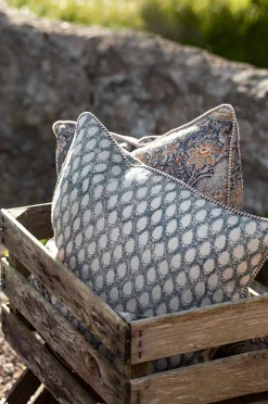 Tyynynpäällinen Oriental, pellavaa