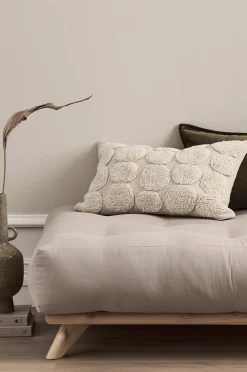 Tyynynpäällinen Rina