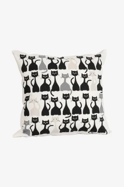 Tyynynpäällinen Selma