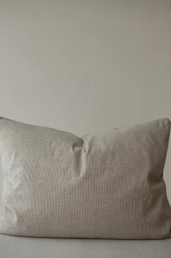 Tyynynpäällinen Stripe No 1, 70x90cm hamppu / puuvillaa