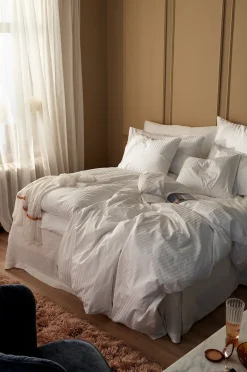 Vuodevaatesetti Magical satiini 2 tai 3 osaa